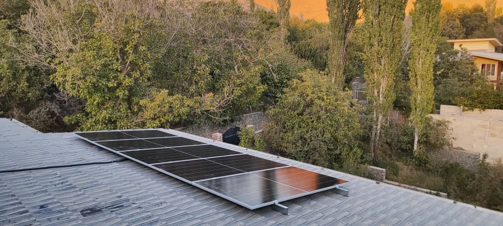 نصب نیروگاه خورشیدی آفگرید 7 کیلووات در کردان